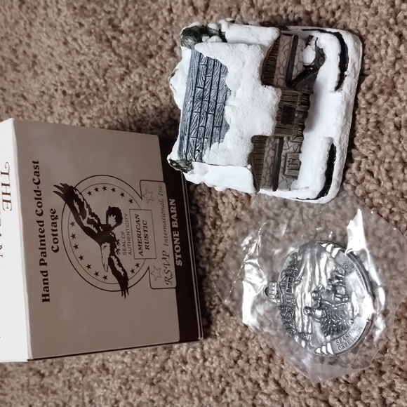 RSVP HAND PAINTED COLD-CAST COTTAGE STONE BARN THE AMERICAN MUSIC SERIES - Picture 1 of 10